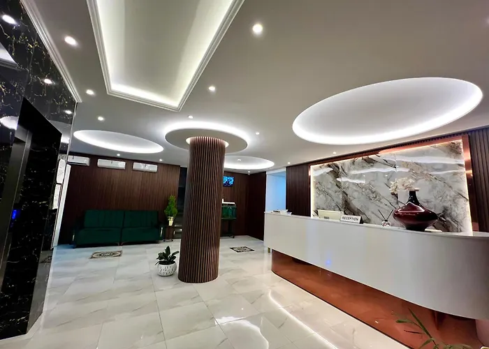 Ujvara Hotel