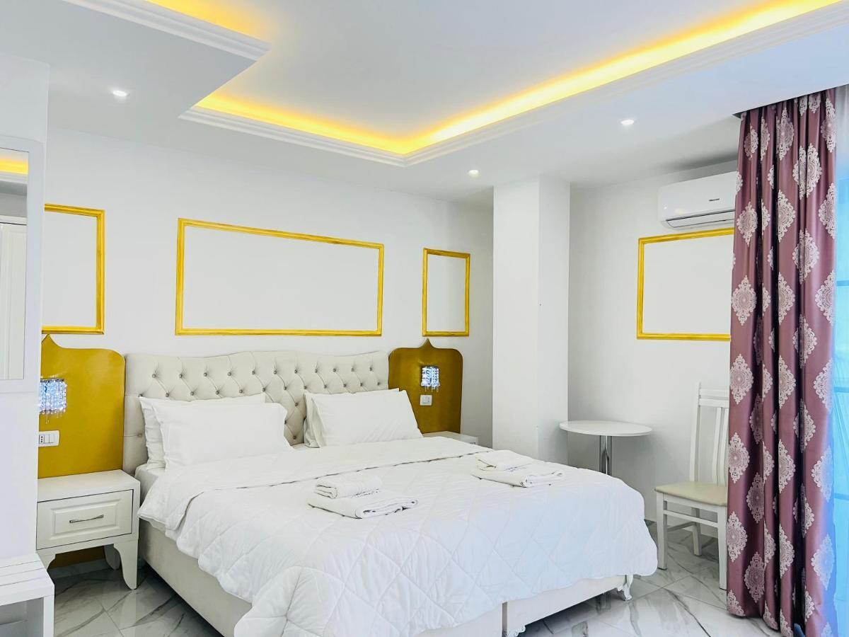 Ujvara 4* Golem (Tirana)