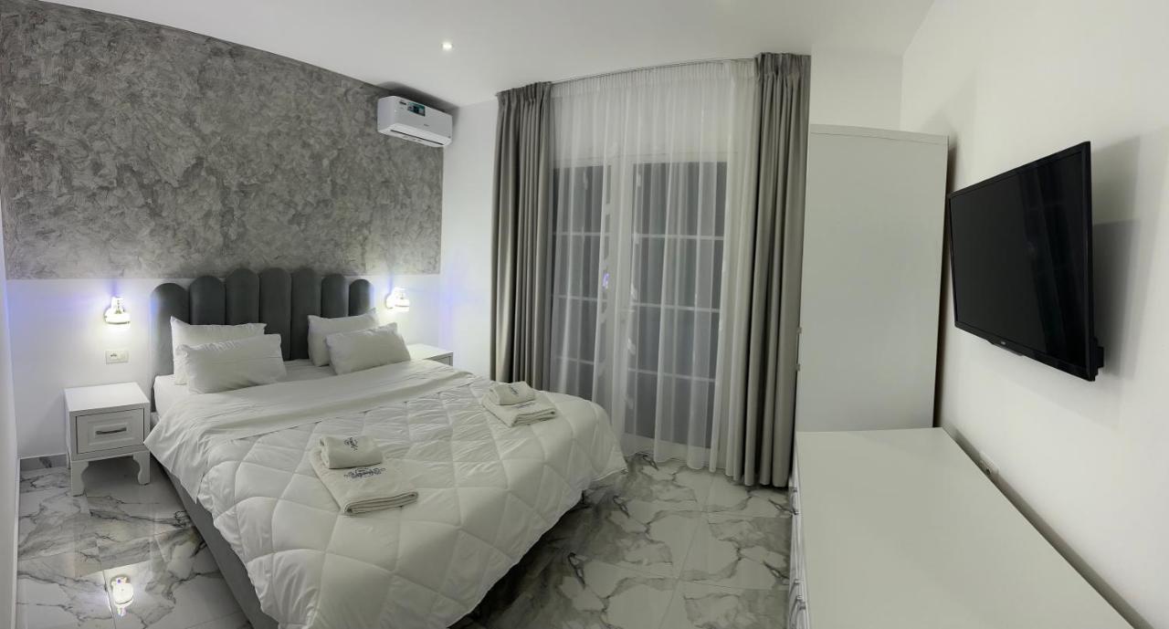 Ujvara 4* Golem (Tirana)