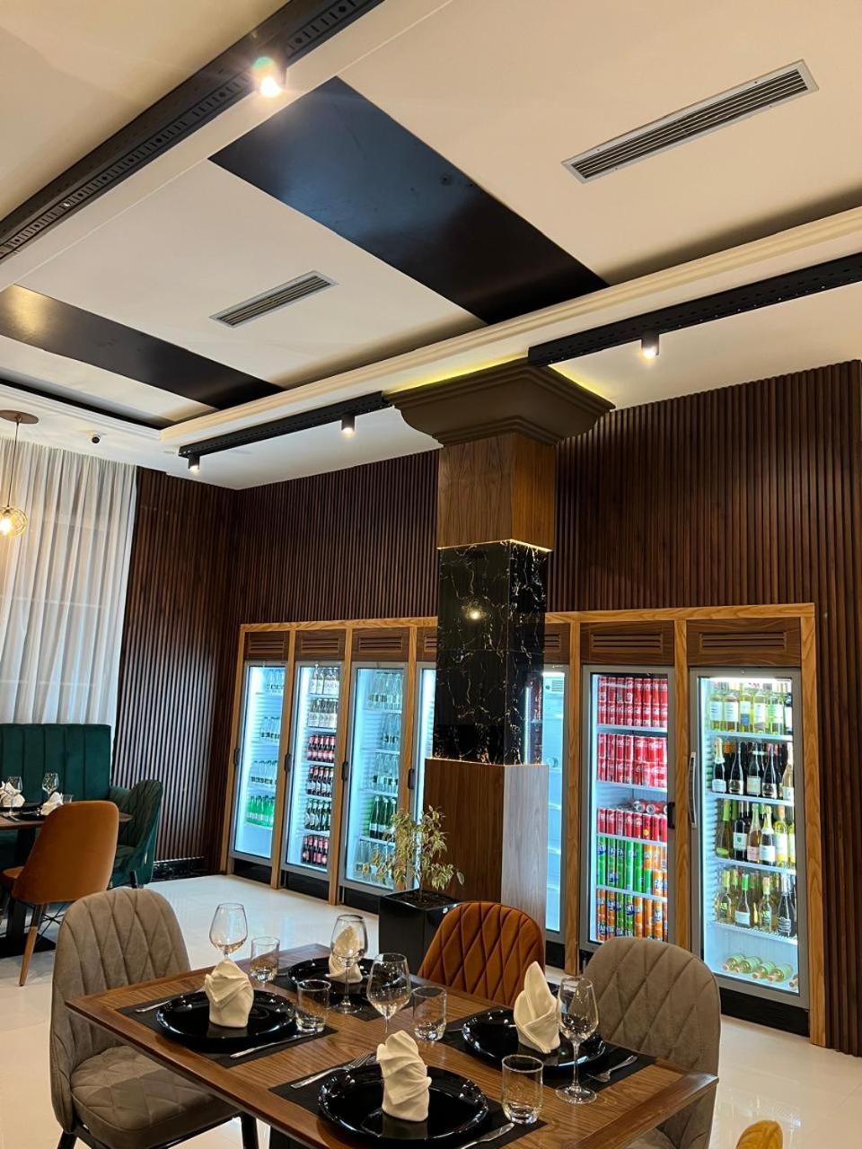 Ujvara Hotel 4*